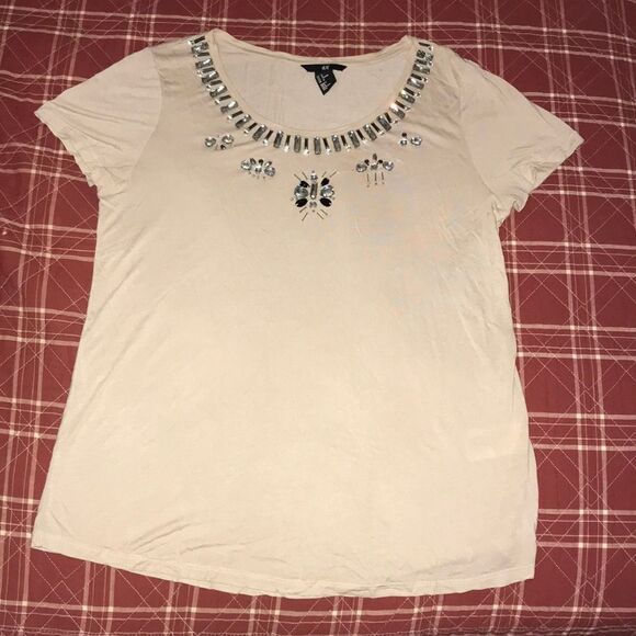 🌻H&M Soft blush pink T-shirt with beads - Picture 1 of 8